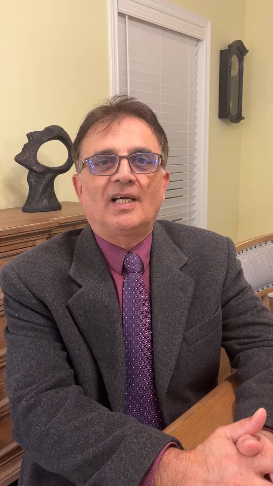 Dr. Mehrdad Pojhan