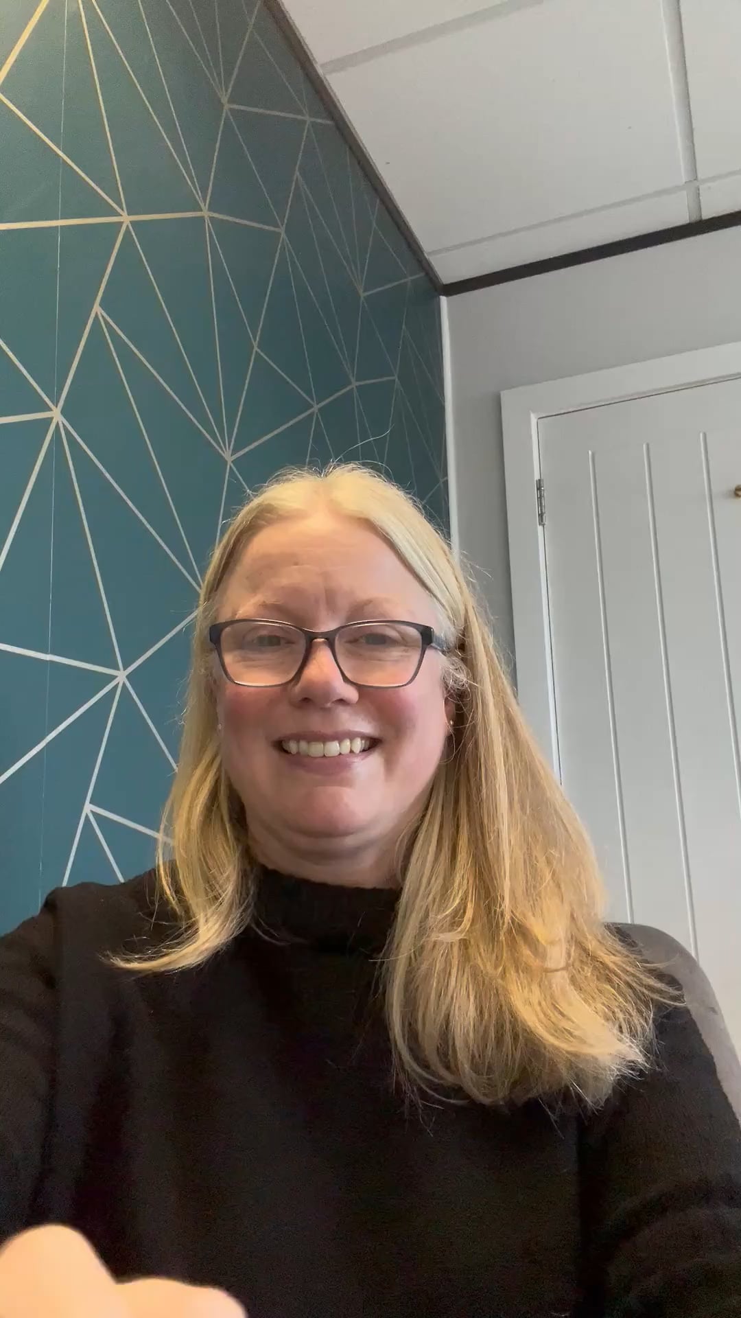 Victoria Froome (Dragonfly Psychotherapy)