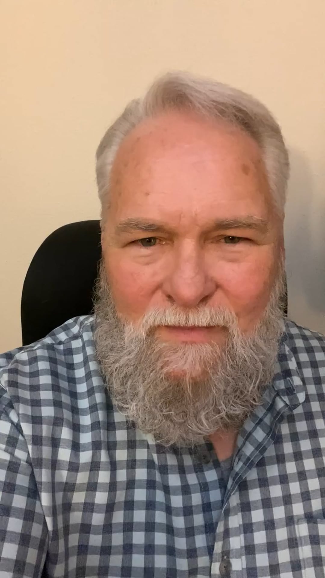 Robert J Ragland