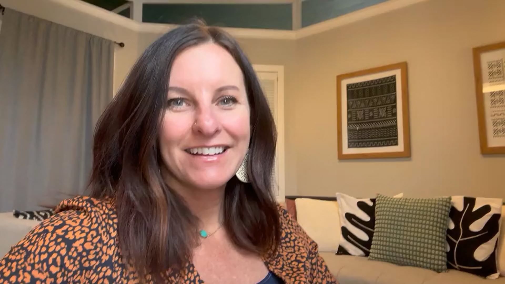 Laura Weaver With The Cabin