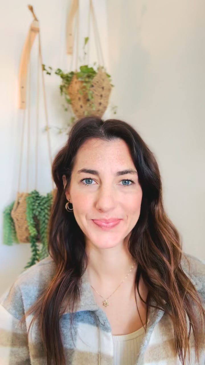 Nicole Barkhordari, Couples & Sex Therapist