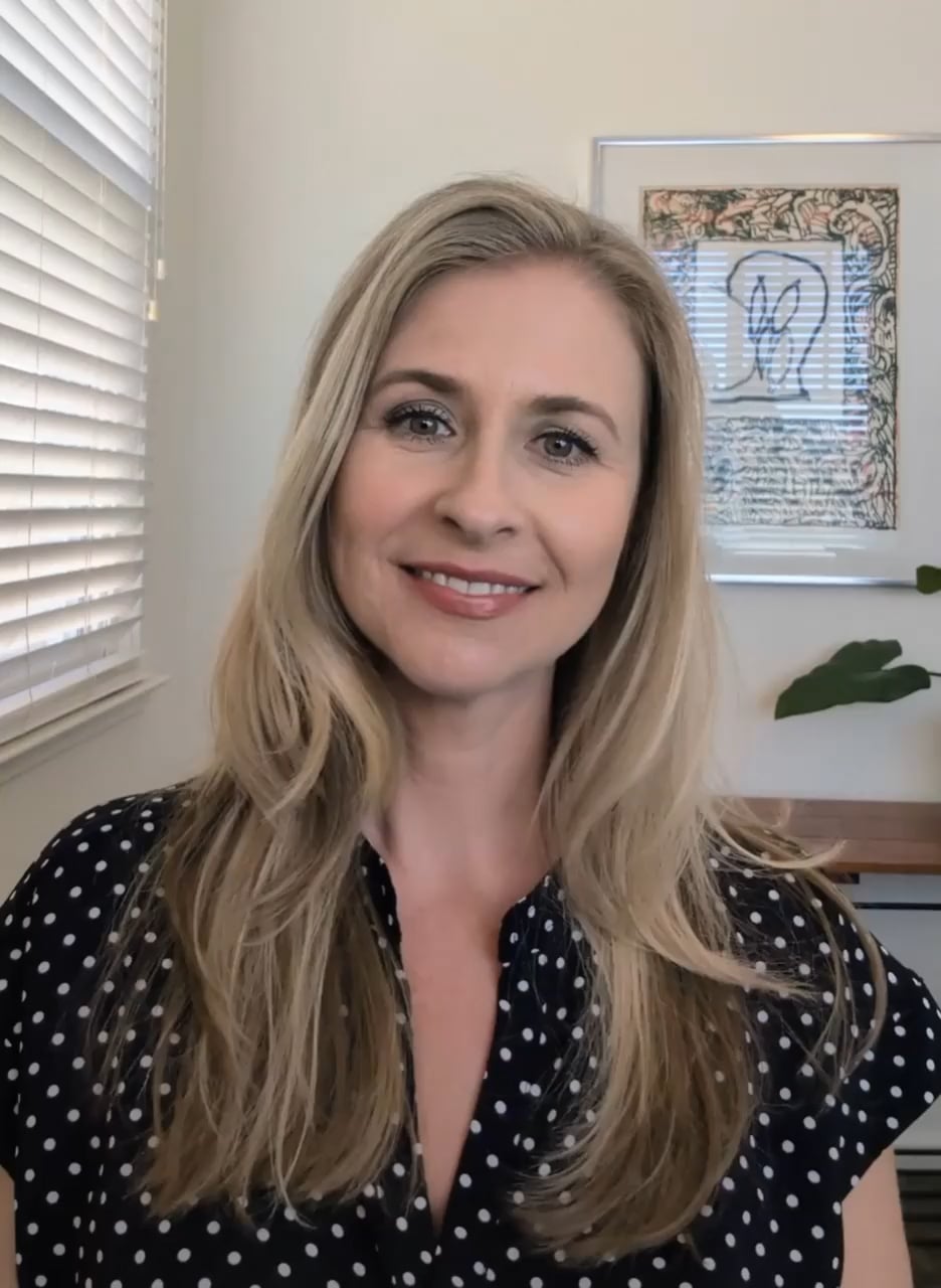 Dr. Erin McKnew
