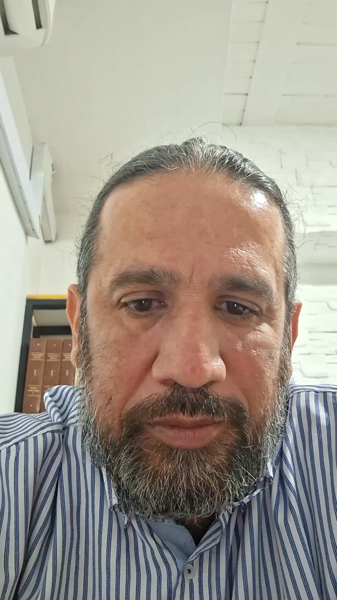 Dr. Francisco León Roman Castrillon