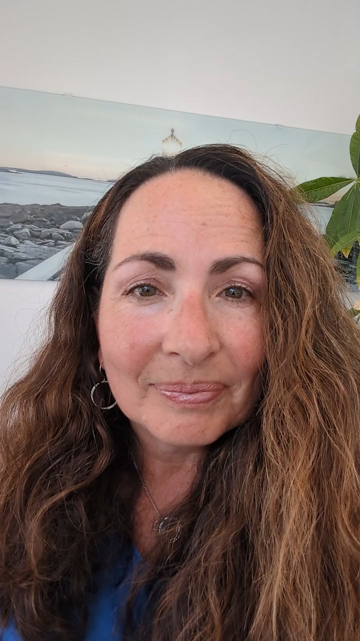 Aviva Kamander