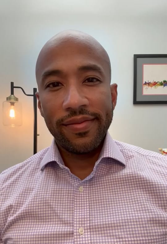 Jonathan R Schettino