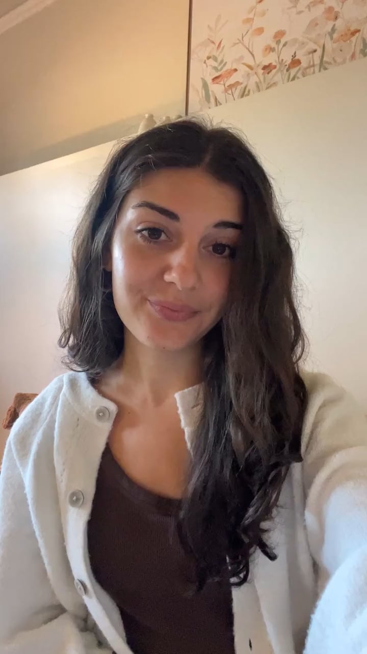 Mia Topalian