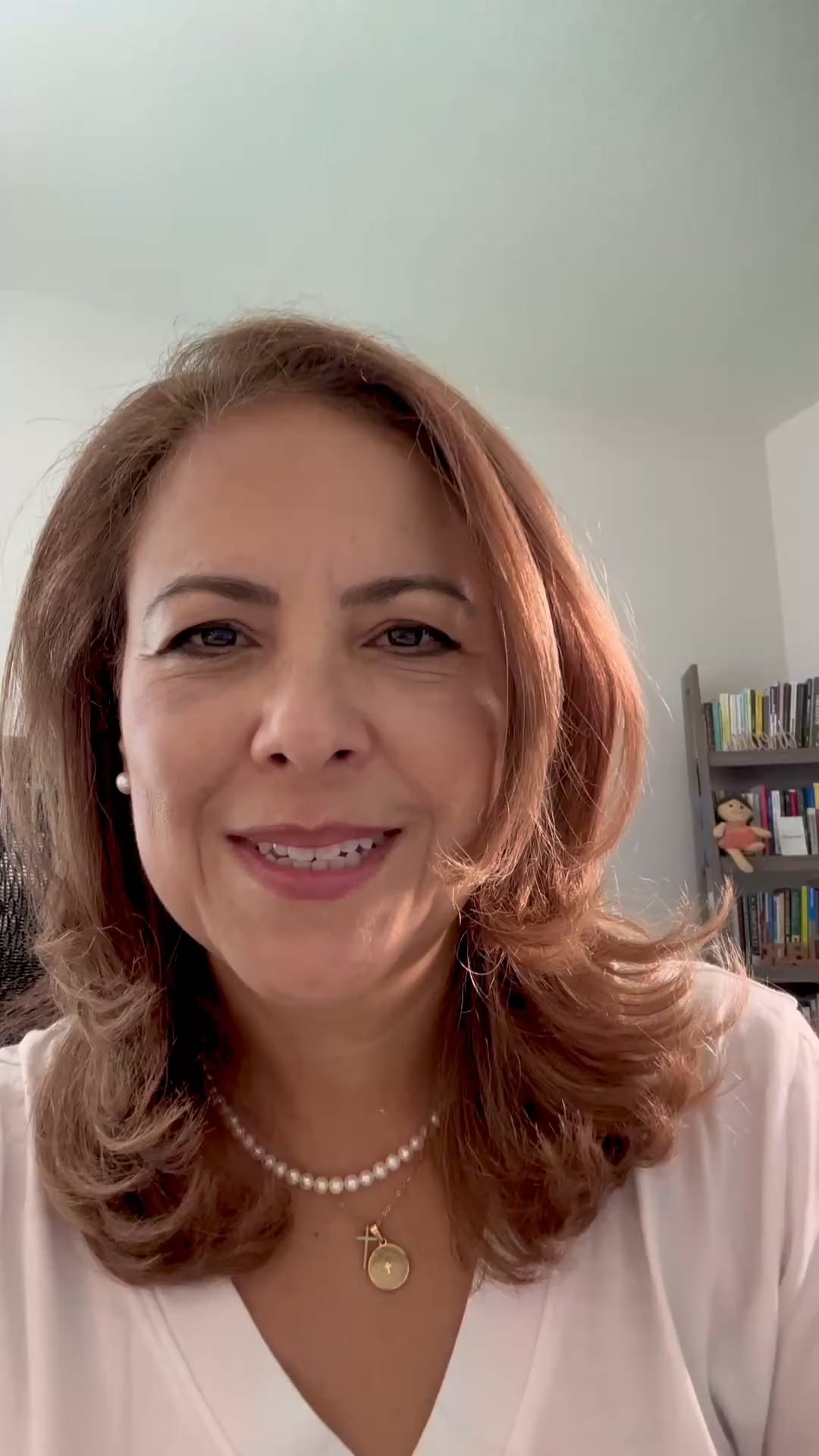 Tatiana Aviles LCSW-C, Bilingual Counseling
