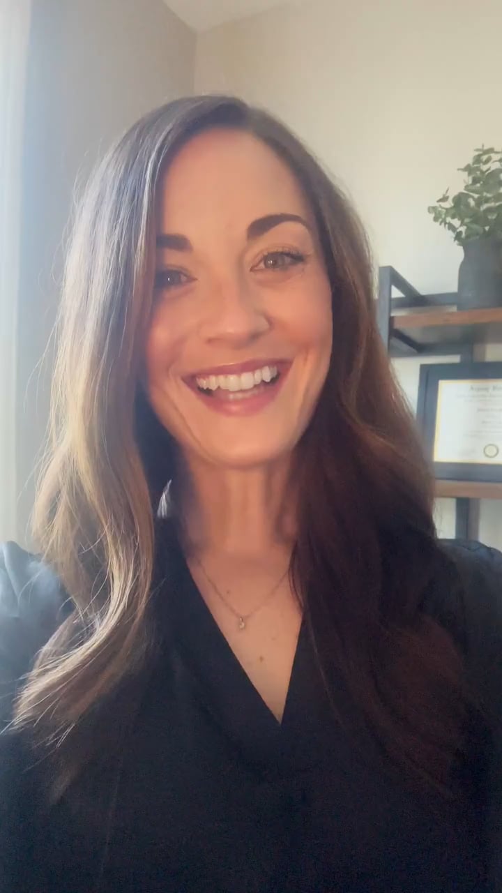 Brittany Mullins (The Arizona Therapist)