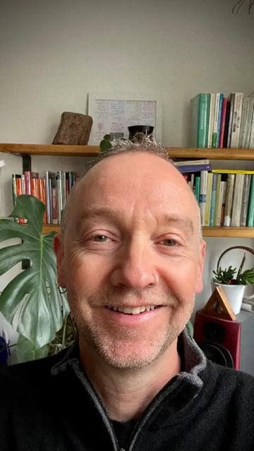 Dr Simon Tilbury