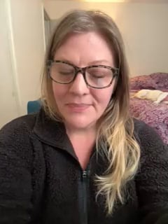 Erin R Hawkinson