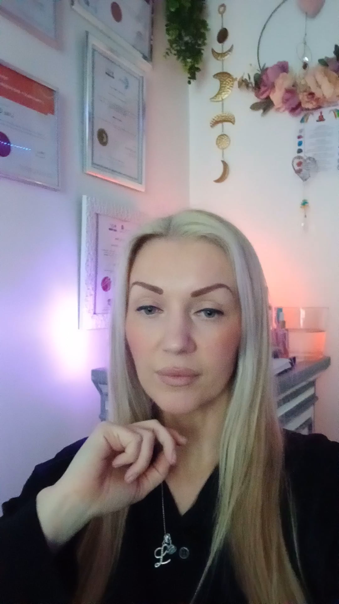 Lisa Graham     ( Lisa.KalmKoach ) 