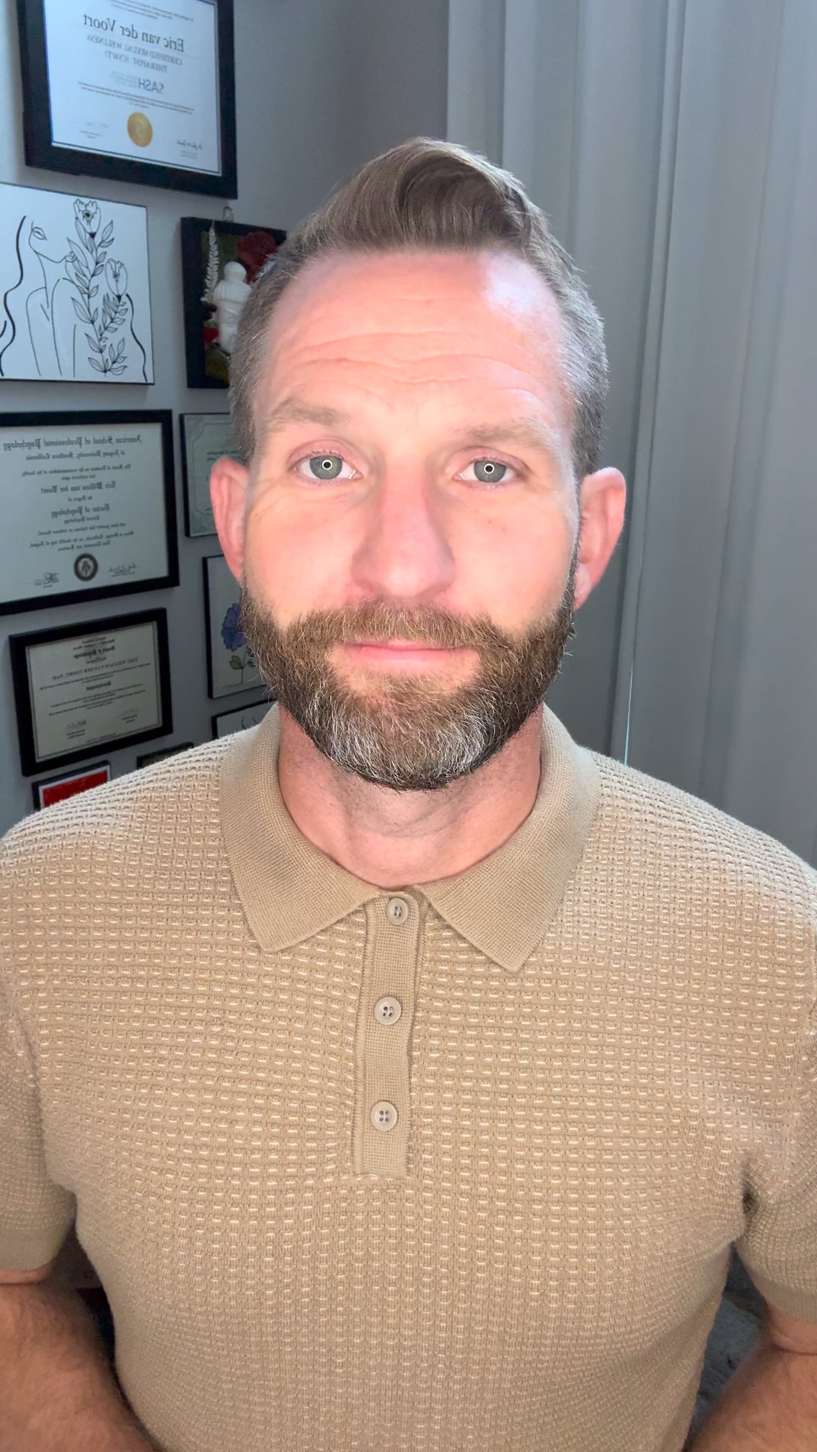 Dr. Eric van der Voort