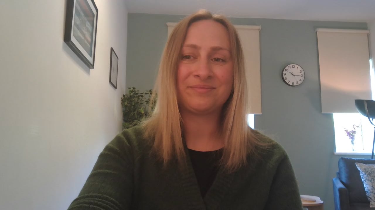 Dr Hannah Osborne