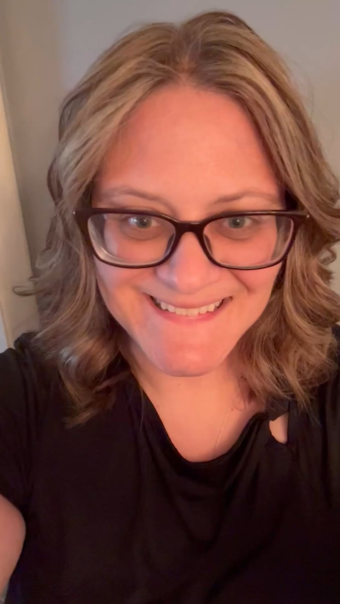 Laura L Hagadorn