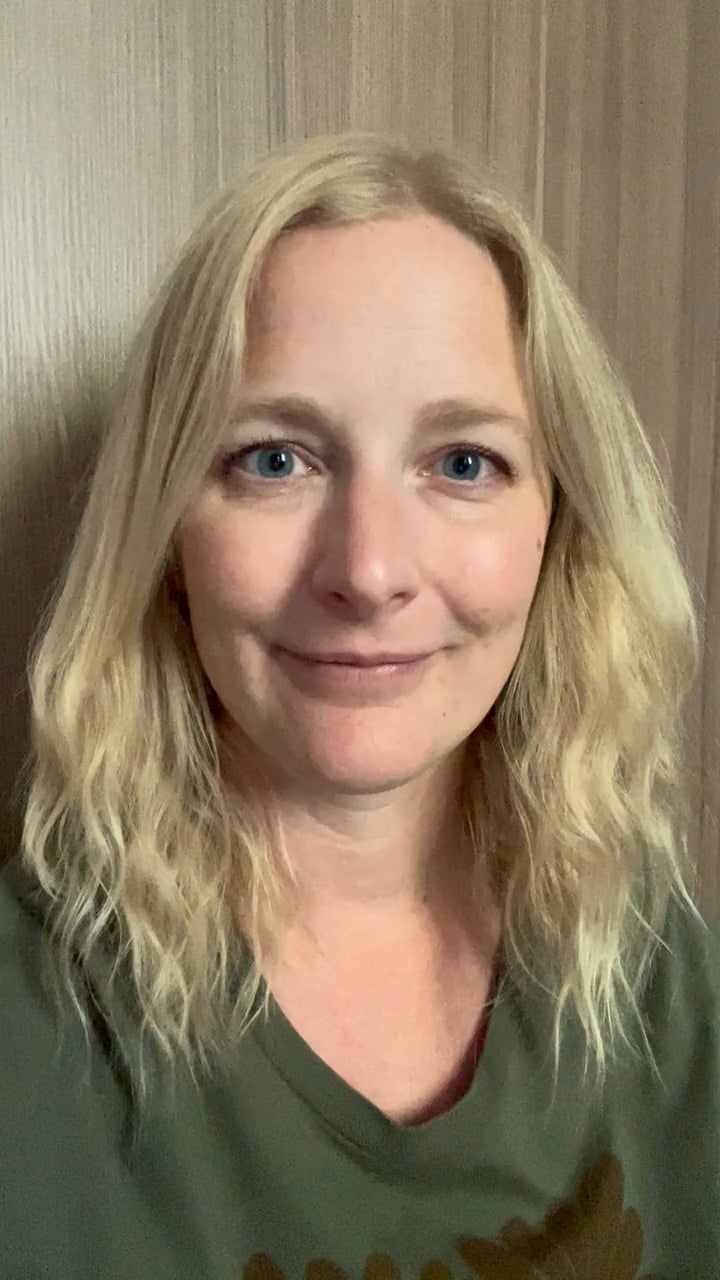 Kelly Robenhagen