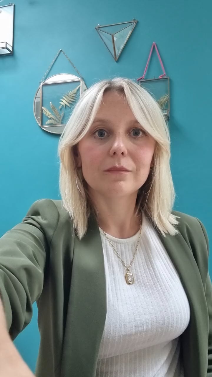 Dr Jo-Ann Valentine