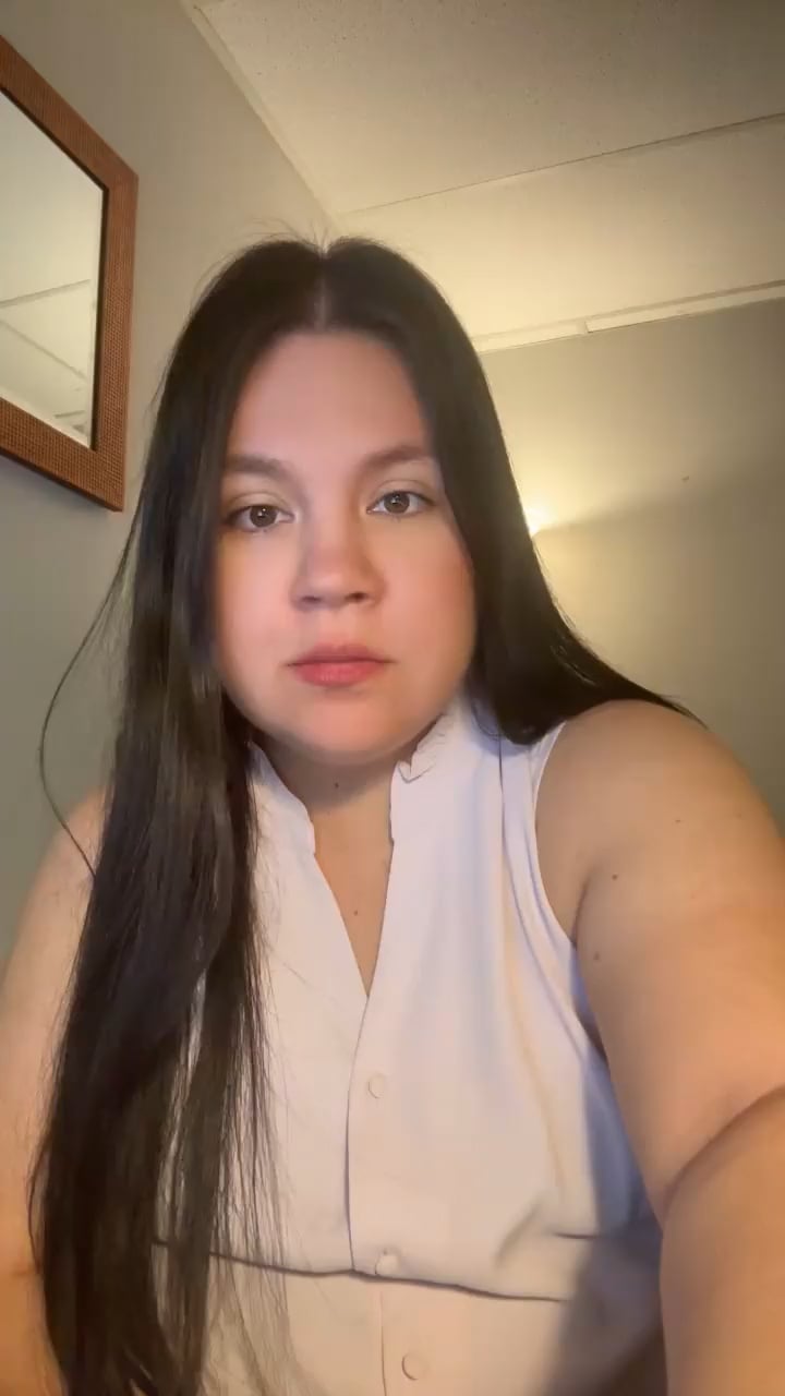 Susana Robles, Postpartum and First Gen Therapist