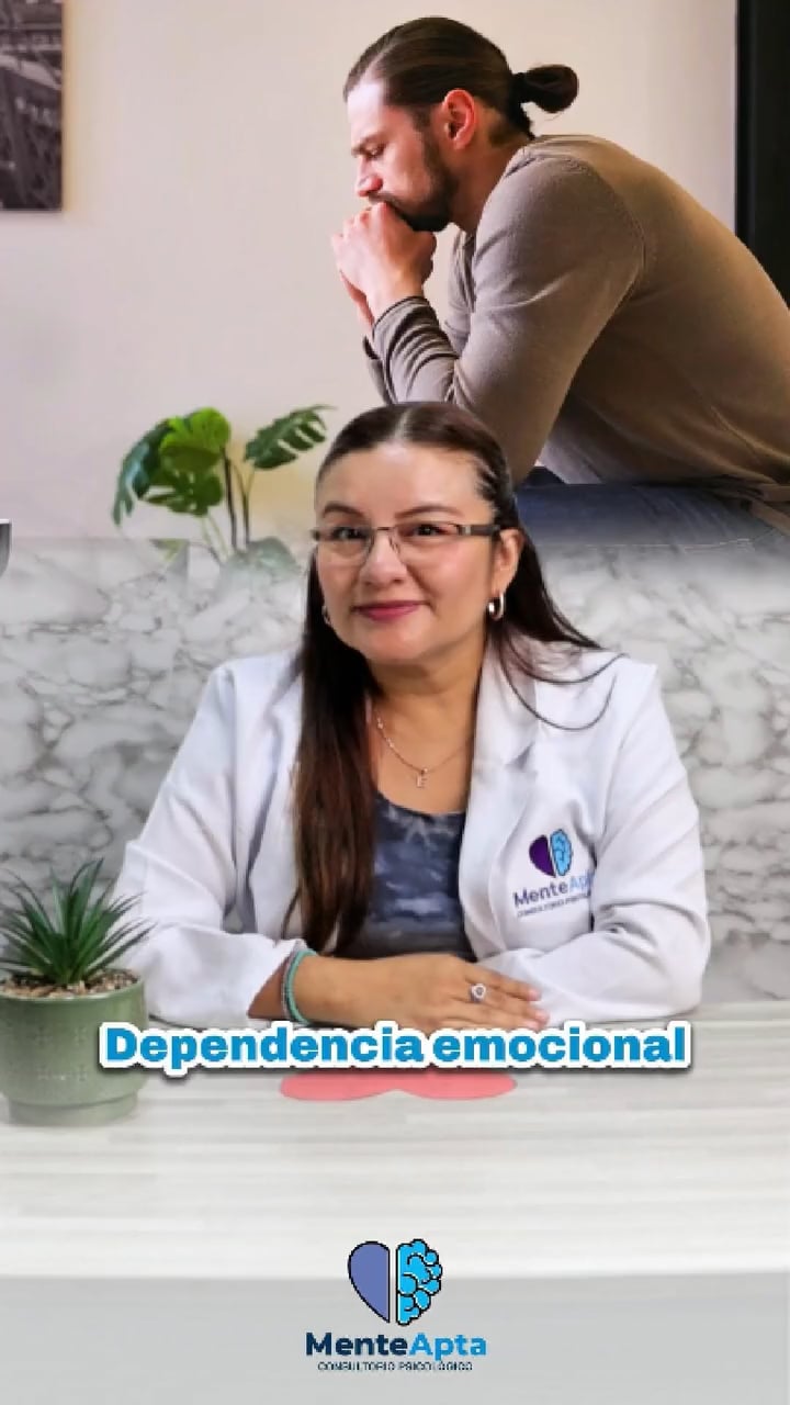 Dra. Estefany Lisset Llanos Mathews
