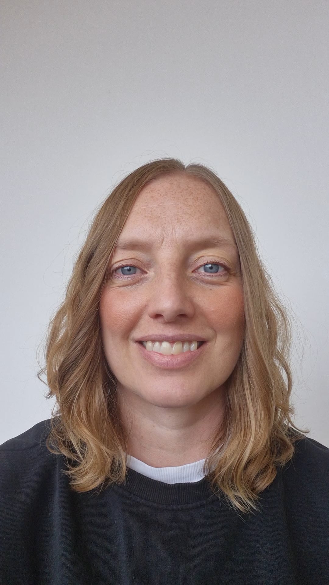 Dr Zoe Knight