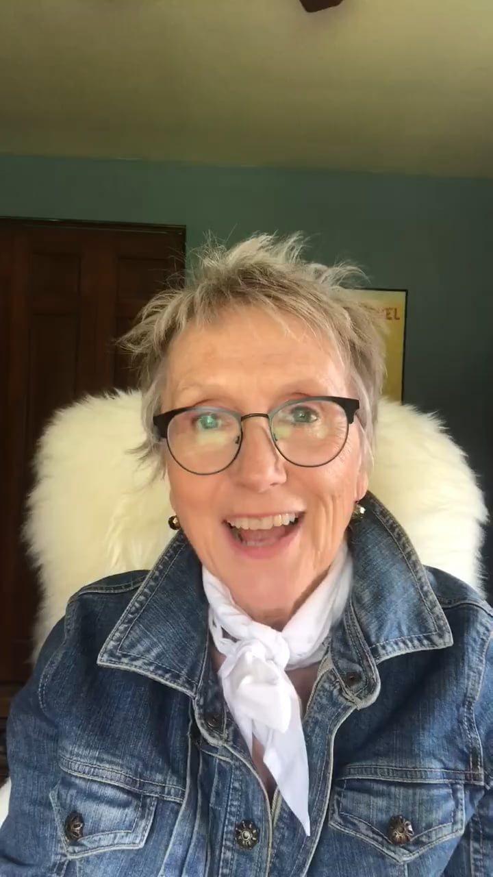 Laura L Roman