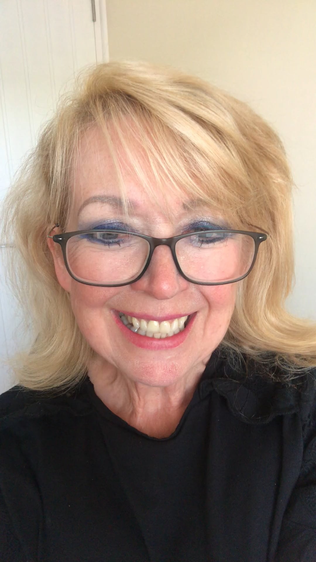 Elaine Jane Nicholson Mbe