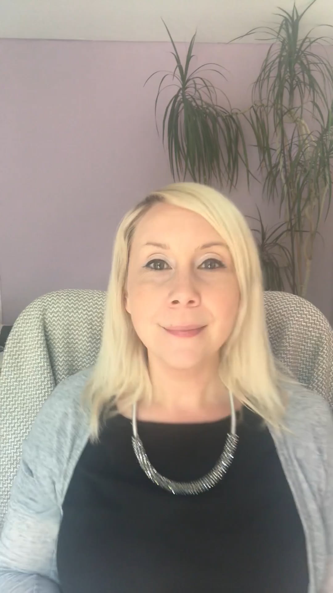 Shana Laffy - Relationship Therapist