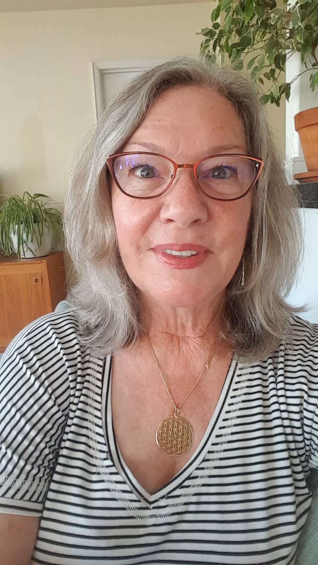 Janis E McKinstry