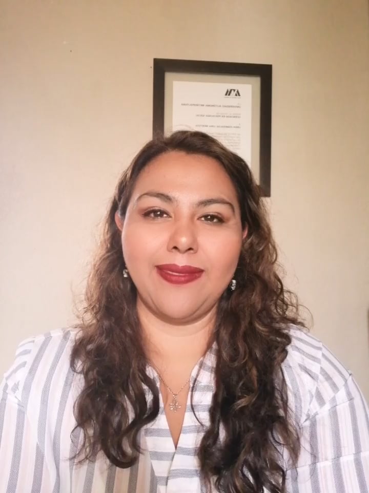 Dra. Linda Esmeralda Lora Montoya