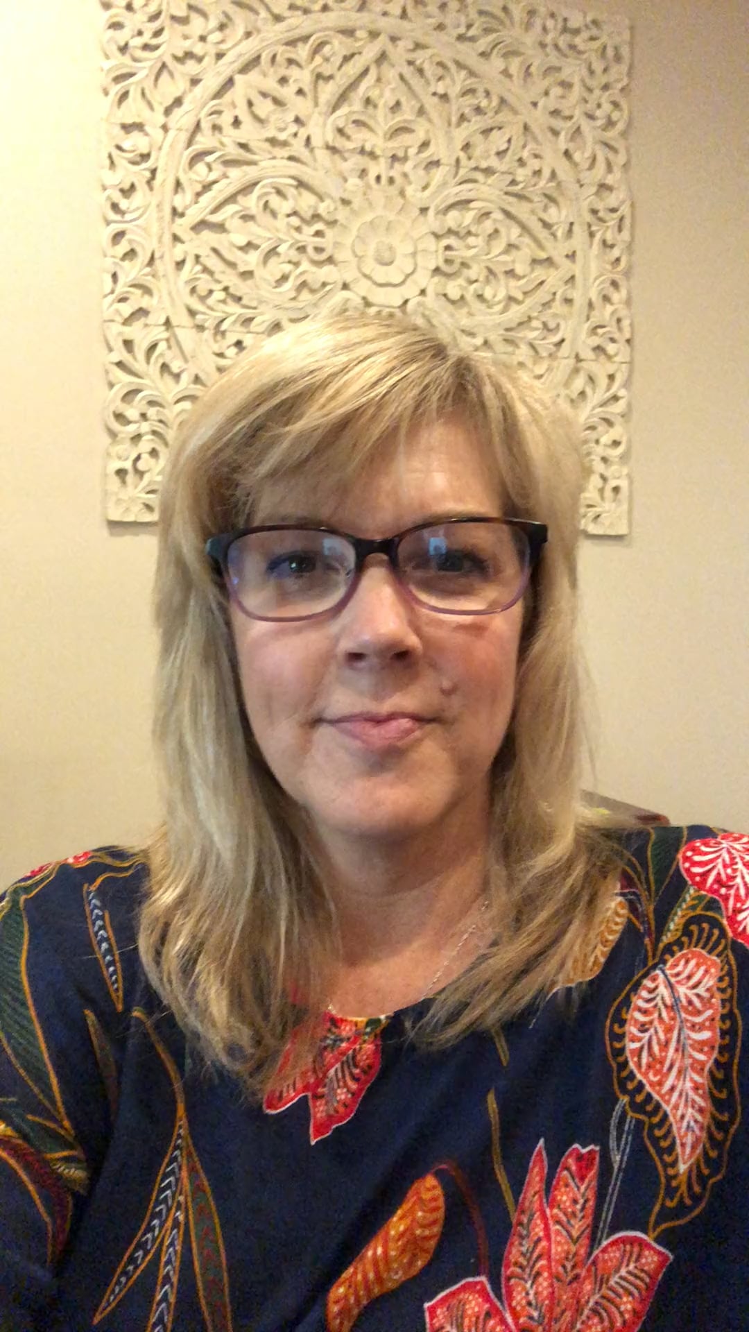 Dr. Traci W. Lowenthal