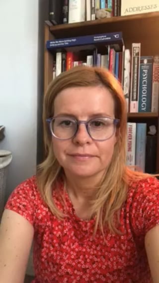 Dr Becky Cooper