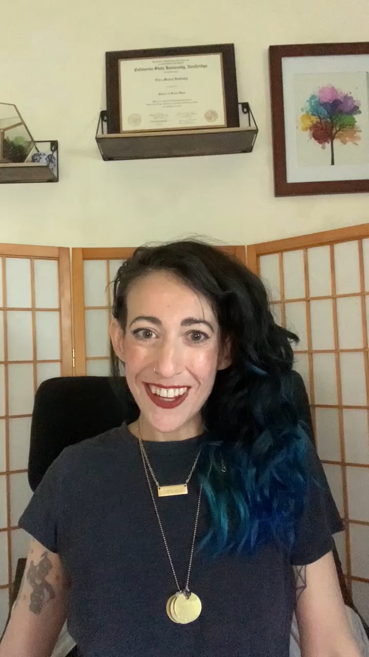 Erica M Folinsky