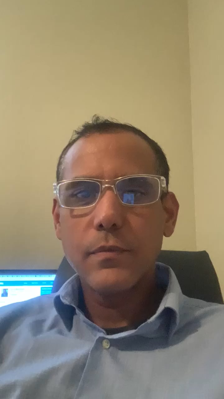 Luis A Marchany
