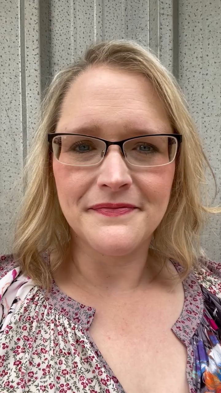 Lisa Loper