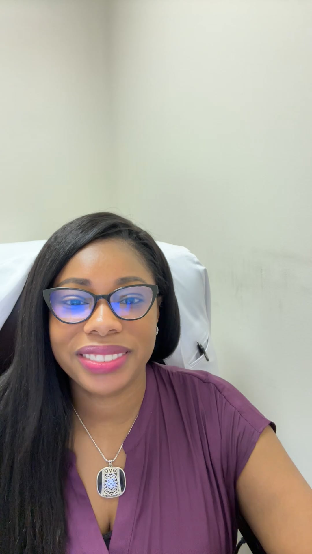 Dr. Ebonee Lyons